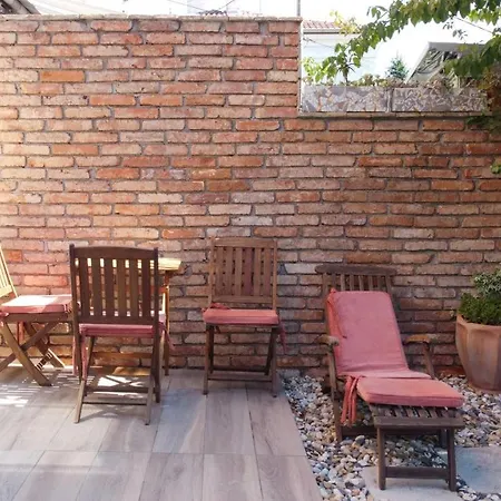 Beba's Garden Apartment
