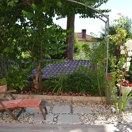 Beba's Garden Apartment Opatija