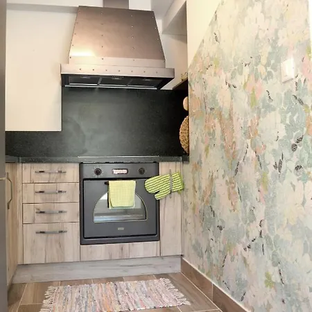 Beba's Garden Apartment